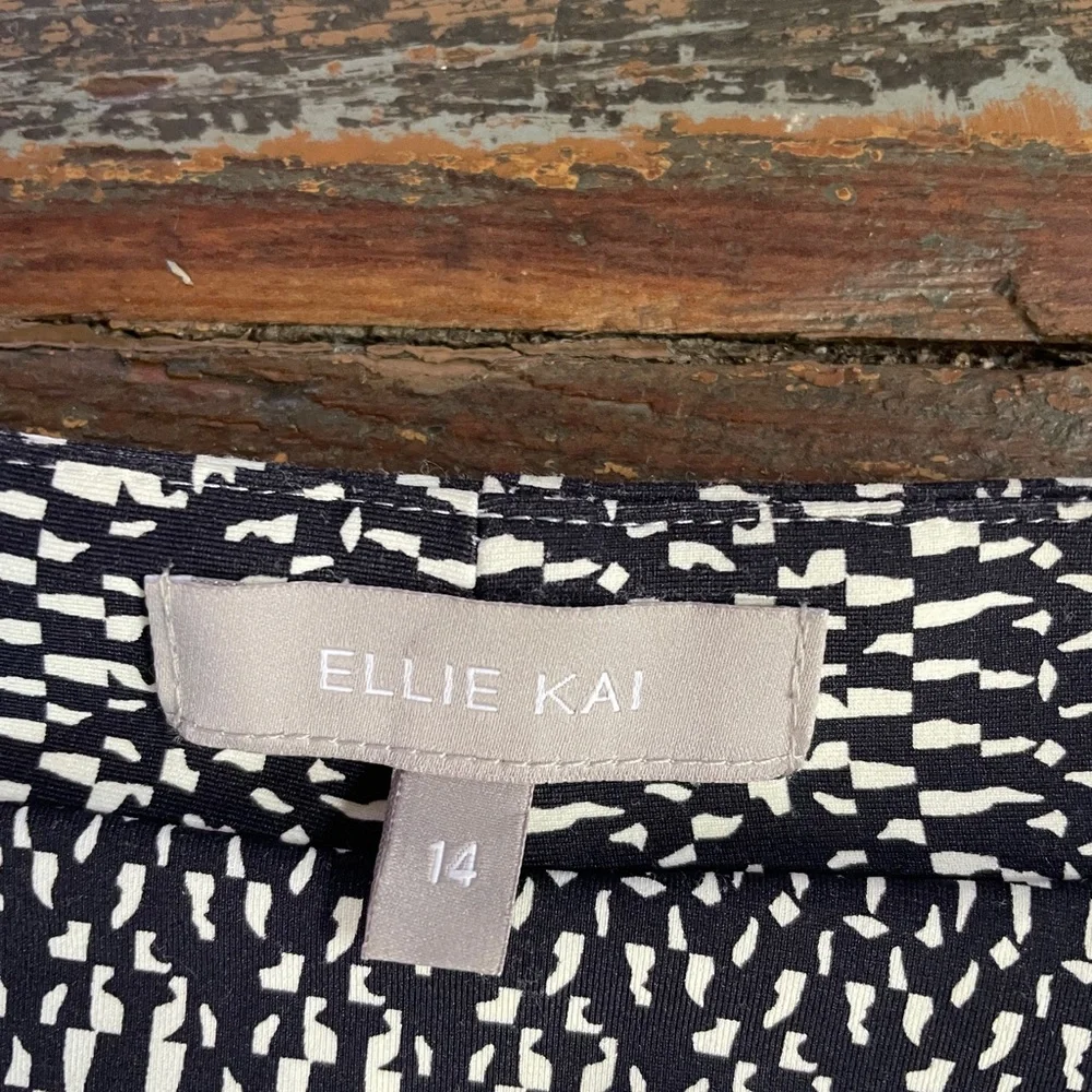Ellie Kai Geometric Wrinkle Resistant Shift Dress Travel Ready Sz 14 💚🎀